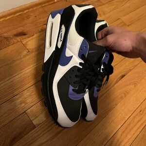 Men’s “Persian violet” Air max 90, worn maybe twice got the wrong size